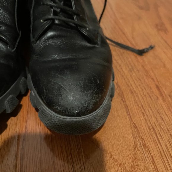 Men's BALENCIAGA Black Leather Work Utility Boots Size 7 US / IT 40 - Picture 4 of 10